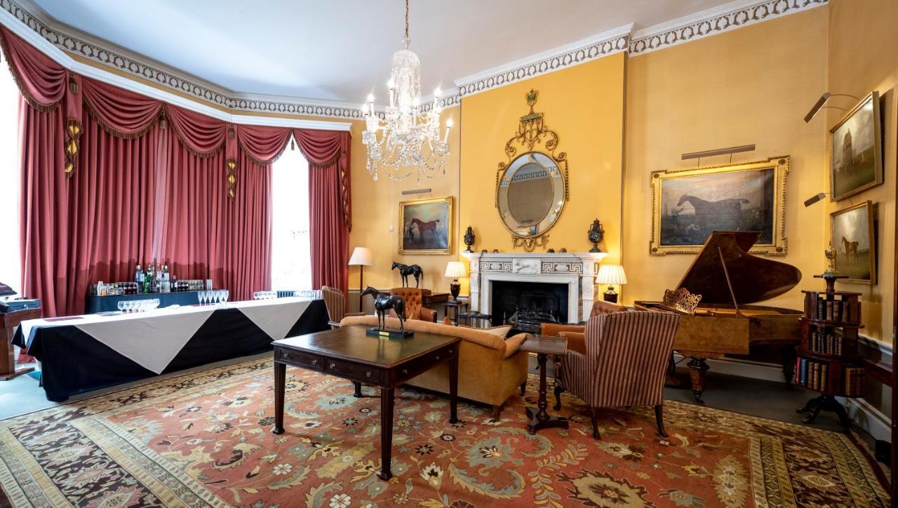 The Jockey Club Rooms 뉴마켓 외부 사진