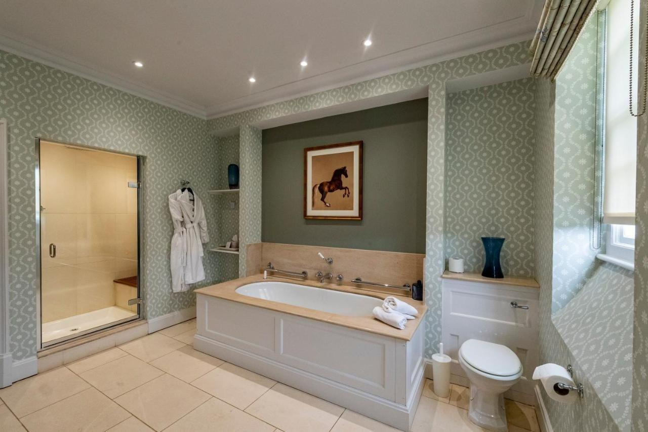 The Jockey Club Rooms 뉴마켓 외부 사진